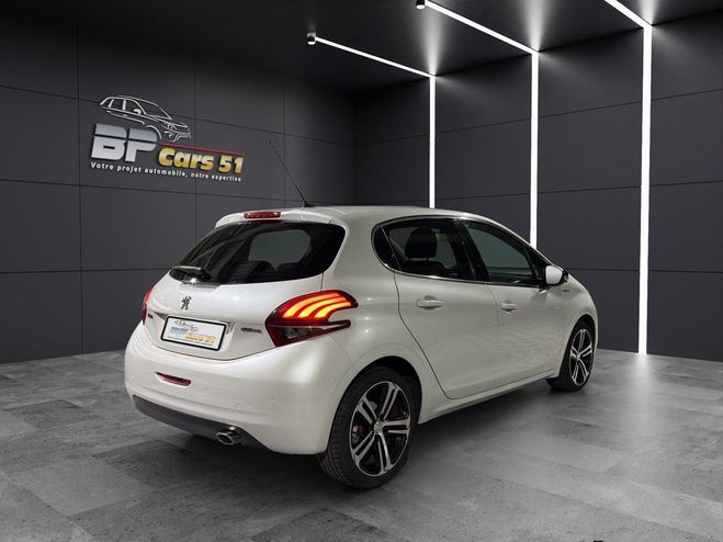 Peugeot 208 1.6 bluehdi 120 cv gt line s Blanc de 2017