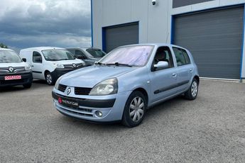  Voir détails -Renault Clio 1.5 dCi - 80CH II Confort Pack Clim PHAS à Crottet (01)