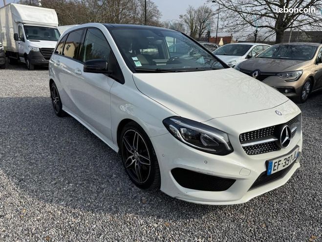 Mercedes Classe B 200 d 7-G DCT amg line toit ouvrant car  Blanc de 2016
