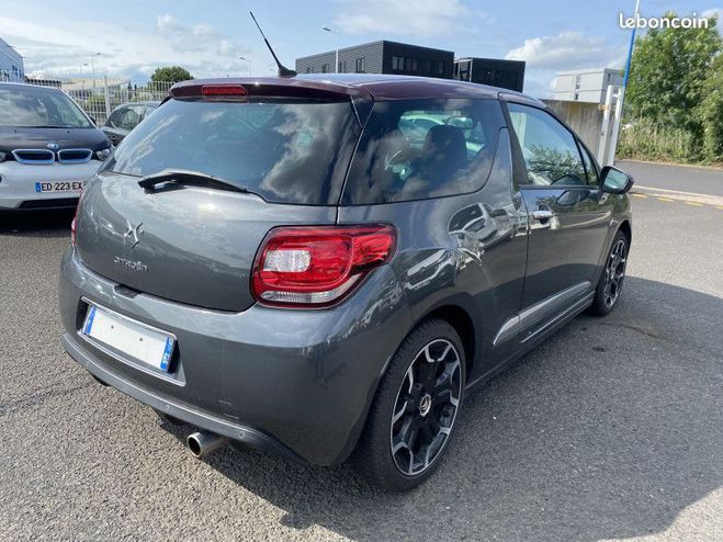 Citroen DS3 1.6 VTI SO CHIC Gris de 2012