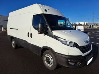 Voir détails -Iveco Daily FOURGON 35S16 L3 à Chanas (38)