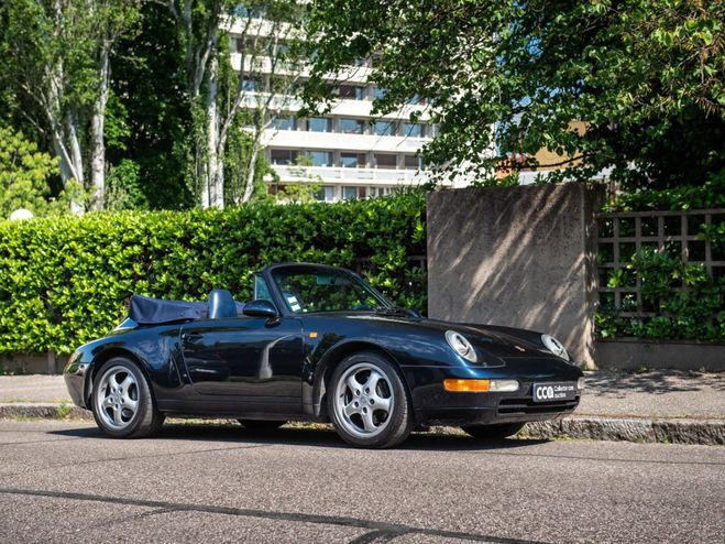 Porsche 911 type 993 Carrera Cabriolet Bleu Nuit mtallis de 1994