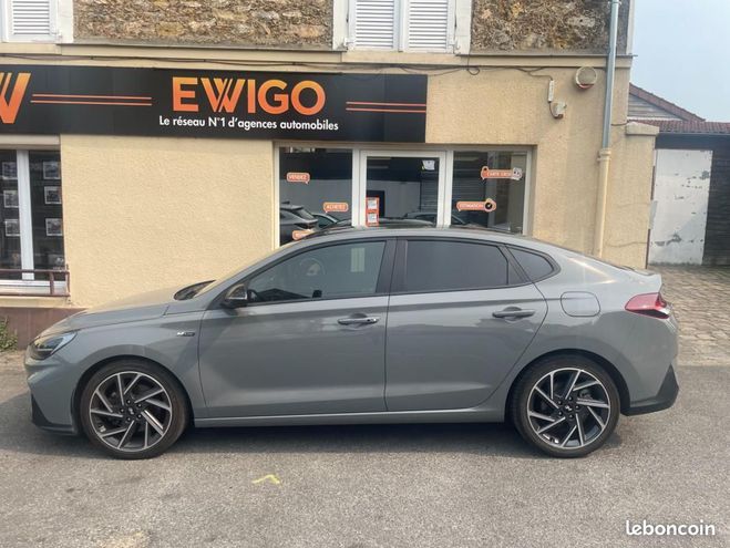 Hyundai I30 FASTBACK 1.5 T-GDI 160 HYBRID MHEV 48VOL Gris de 2022
