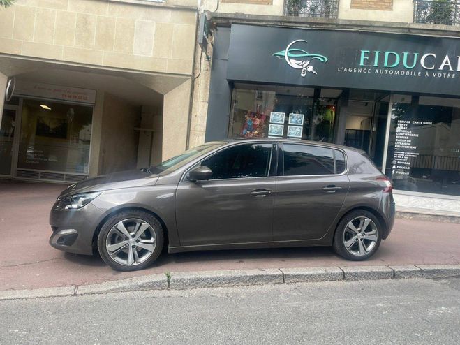 Peugeot 308 II 1.6 BlueHDi 115ch Allure INC. de 2015