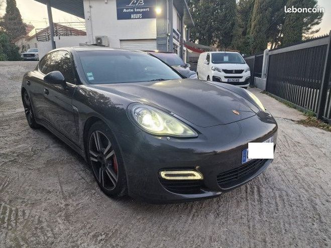 Porsche Panamera TURBO 4 500 CV Gris de 2011