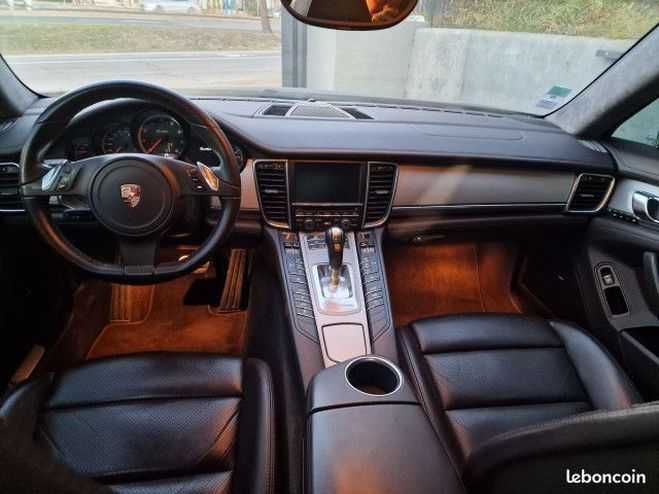 Porsche Panamera TURBO 4 500 CV Gris de 2011