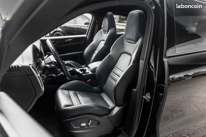Porsche Cayenne coupe 3.0 v6 e-hybrid 462 leasing 649e-m Noir de 2020