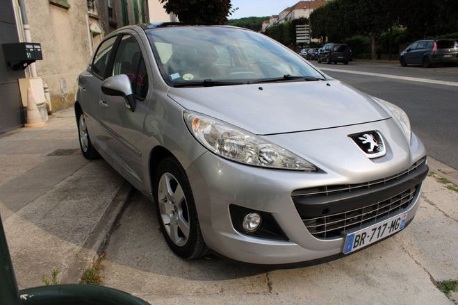 Peugeot 207 1.6 HDI92 FAP ALLURE 5P Gris C de 2011