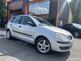  Voir détails -Volkswagen Polo 1.4 TDI 70CH TREND 5P à Morsang-sur-Orge (91)