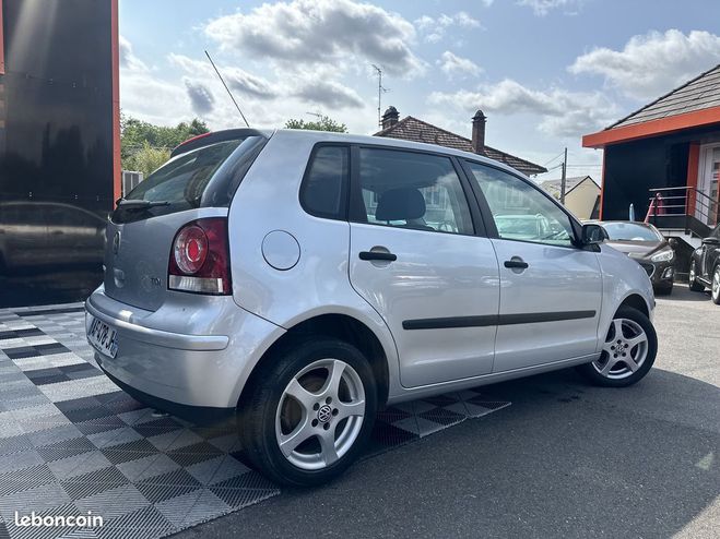 Volkswagen Polo 1.4 TDI 70CH TREND 5P Gris de 2008