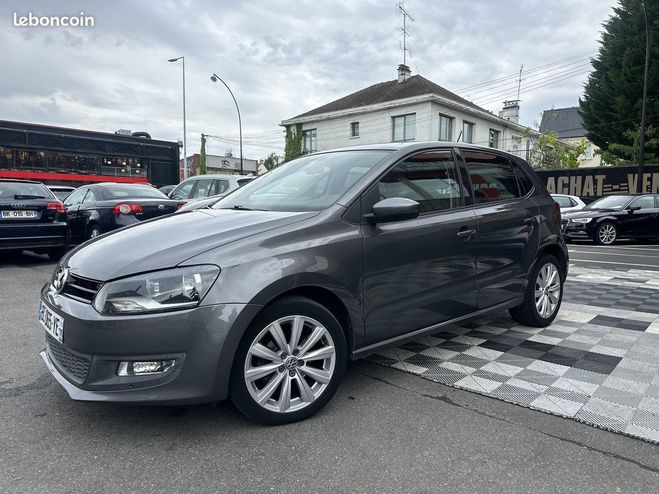 Volkswagen Polo 1.6 TDI 90CH FAP CONFORTLINE 5P Gris de 2012