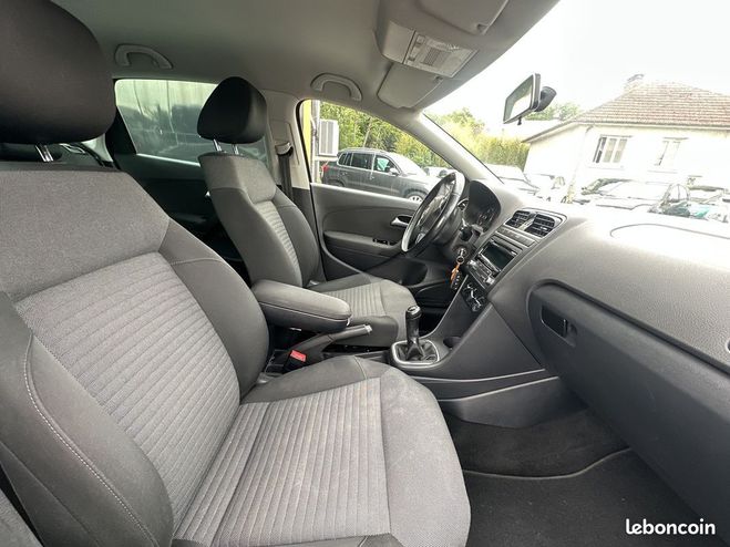Volkswagen Polo 1.6 TDI 90CH FAP CONFORTLINE 5P Gris de 2012