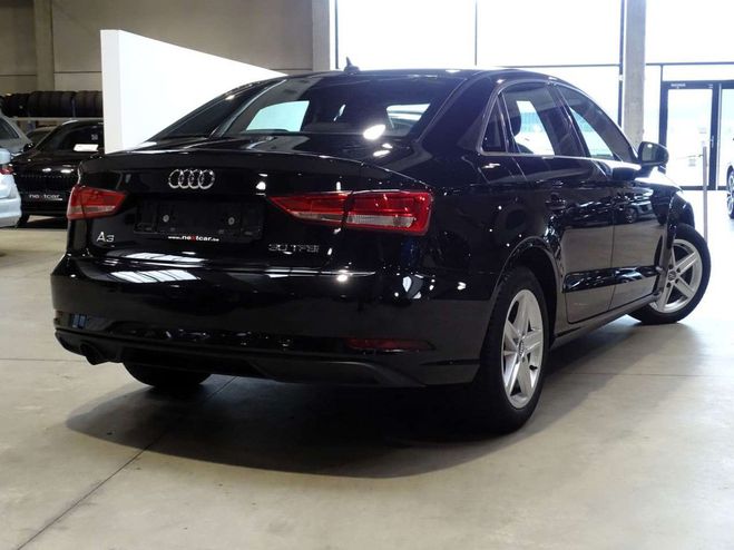 Audi A3 30TFSI Design Sedan Noir Mtallis de 