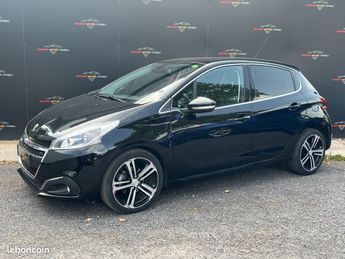  Voir détails -Peugeot 208 1.6 BlueHdi 120ch GT Line à Bziers (34)