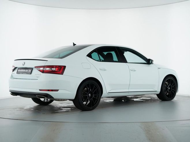 Skoda Superb Superbe Sportline 2.0TSI 280Ch DSG 4X4 F Blanc mtallis de 2017