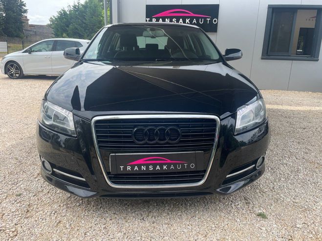 Audi A3 (8P Phase 2) 1.6 TDI 90ch Sportback Ambi Noir de 2012