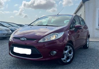  Voir détails -Ford Fiesta IV 1.4 TDCi Ambiente 5p à Saint-Mdard-d'Aunis (17)