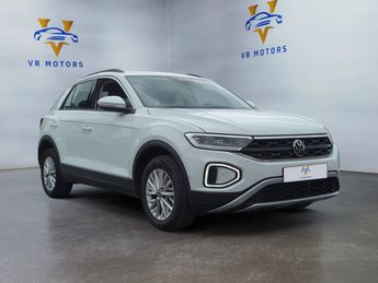  Voir détails -Volkswagen T Roc 1.0 TSI 110ch Life Business**ENTRETIEN F à Serres-Castet (64)