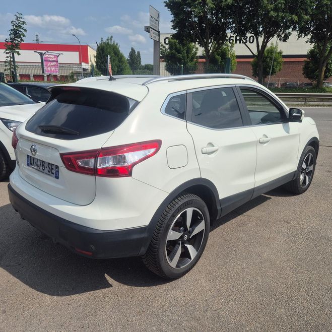 Nissan Qashqai II (2) 1.2 DIG-T 115 N-CONNECTA Blanc de 2015