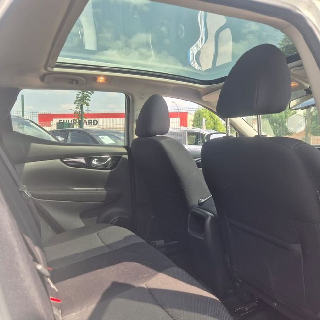 Nissan Qashqai II (2) 1.2 DIG-T 115 N-CONNECTA Blanc de 2015