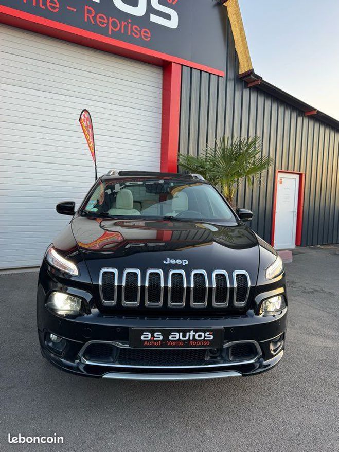 Jeep Cherokee 2.2 CRD 4wD 200cv Bote auto Overland to Noir de 2017