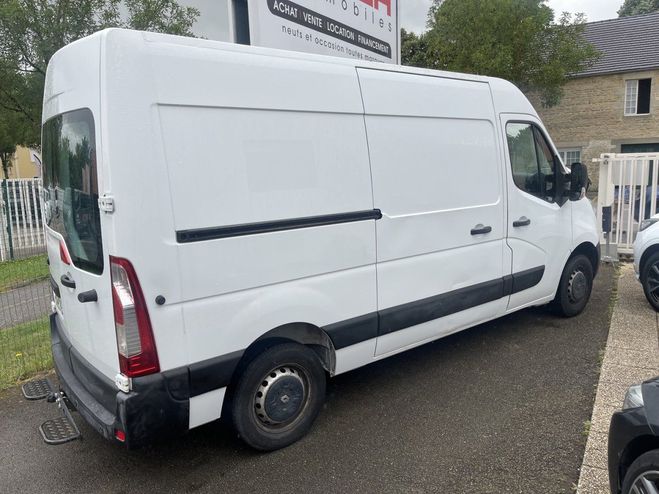 Renault Master III FG F3300 L2H2 2.3 DCI 135CH ENERGY G Blanc de 2014
