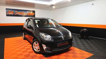  Voir détails -Renault Twingo II 1.2 16V 75CH DYNAMIQUE à Beauchamp (95)