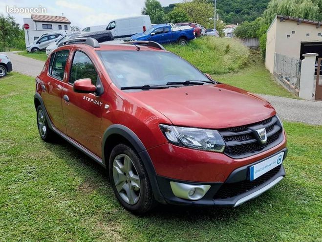 Dacia Sandero DCI 90cv Stepway Ambiance Garantie 12 Mo Rouge de 2013
