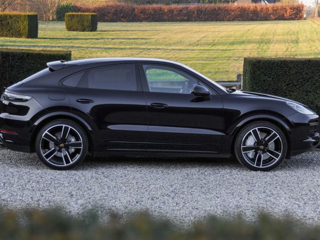 Porsche Cayenne Turbo Coupe Jet Black Metallic de 2019