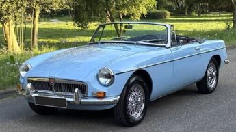  Voir détails -MG MGB 1800 à Saint-Hand (42)