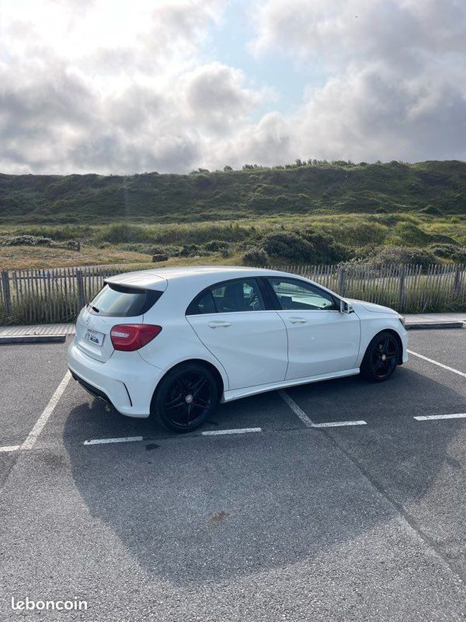 Mercedes Classe A pack AMG Blanc de 2014