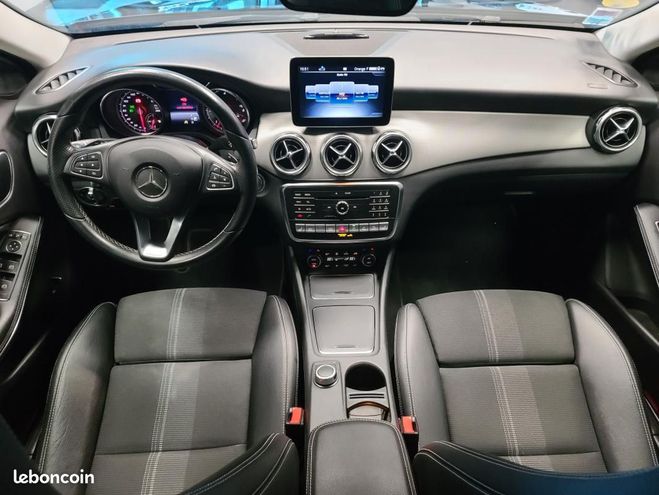 Mercedes Classe GLA Classe 220 d 177ch Sensation 4Matic 7G-D Noir de 2018