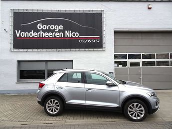  Voir détails -Volkswagen T Roc 1.5 TSI Style DSG CAMERA,ALCANTARA,DODEH à Kuurne (85)