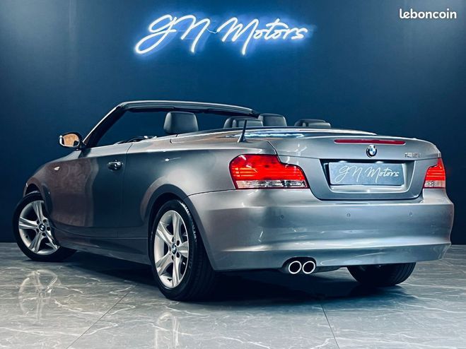BMW Serie 1 Cabriolet 125iA 218ch Luxe Garantie 12 m Gris de 2009