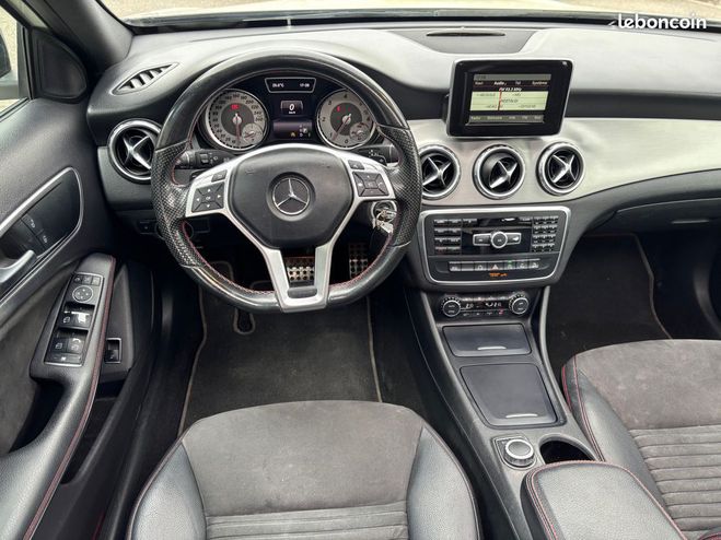 Mercedes Classe GLA Classe 200 d Fascination AMG 4MATIC 7G-D Blanc de 2015