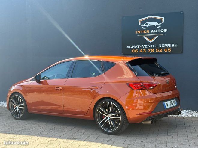 Seat Leon CUPRA 300CH Cockpit Orange de 2018