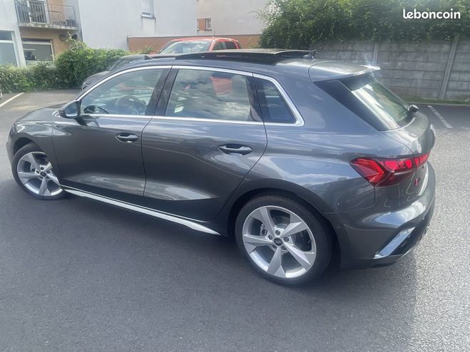 Audi A3 Sportback (4) 35 TDI 150 S tronic Line Gris de 2024