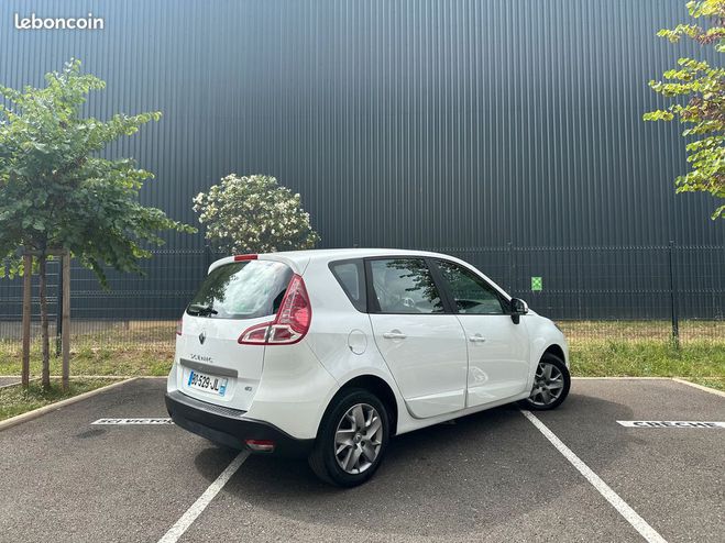 Renault Scenic III 1.5 DCi 95cv 12 MOIS GARANTIE Blanc de 2011
