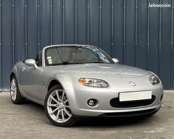  Voir détails -Mazda MX5 5 NC 2.0L 160ch Performance Bose Garanti à Halluin (59)