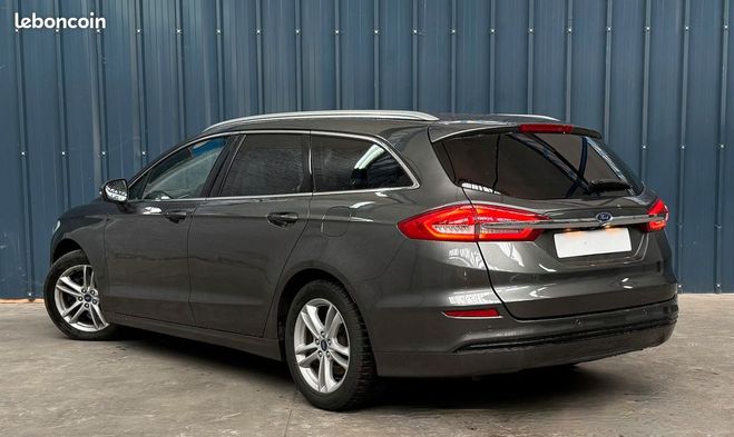 Ford Mondeo Titanium Business SW 2.0 EcoBlue 150 ch  Gris de 2019