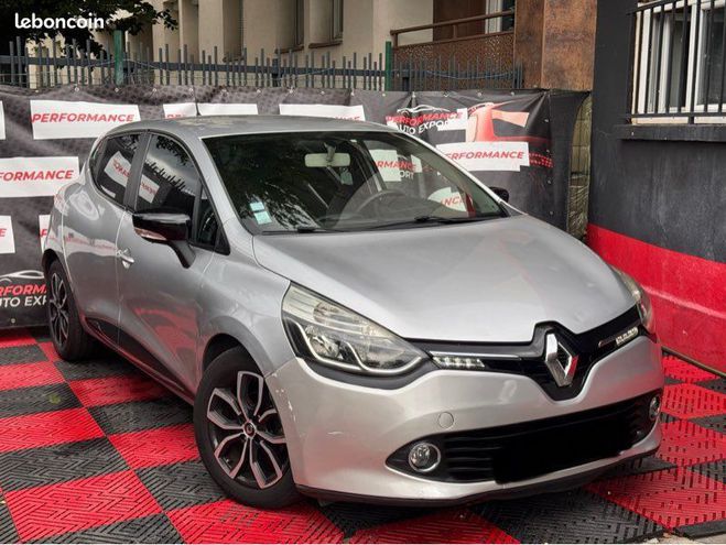 Renault Clio 4 1.5 dCi 90CV anne 2015 209.000KM 4990 Gris de 2015