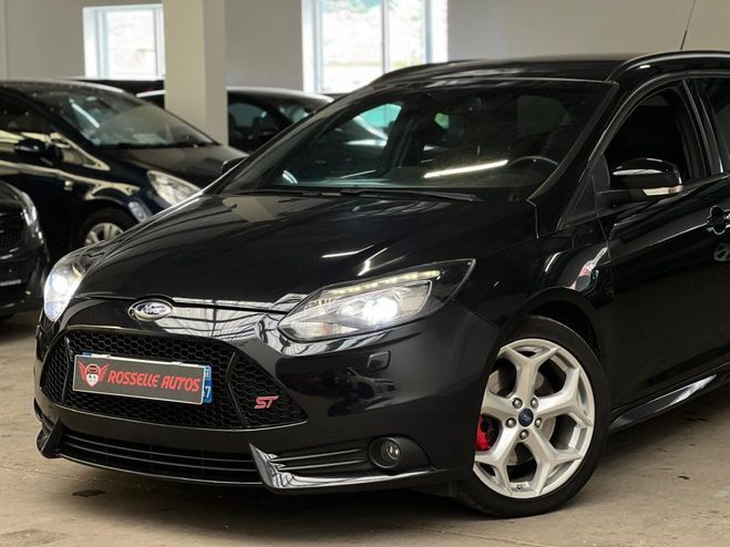 Ford Focus ST 250CH ECOBOOST BREAK Noir Mtallis de 2014