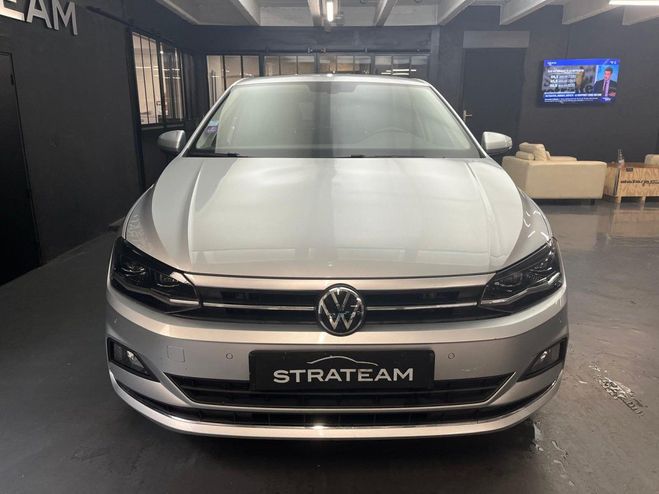 Volkswagen Polo VI Carat DSG Gris de 2020