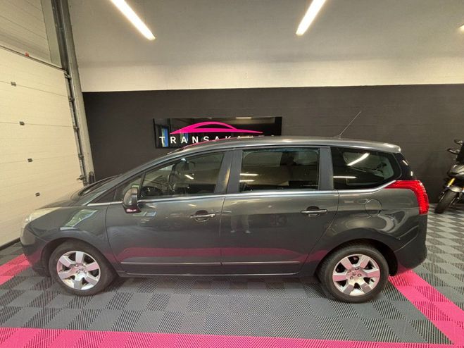 Peugeot 5008 1.6 HDi 110ch FAP BVM6 Premium 7pl Gris de 2010