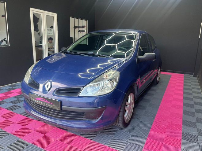 Renault Clio III 1.5 DCI 70CH Bleu de 2008