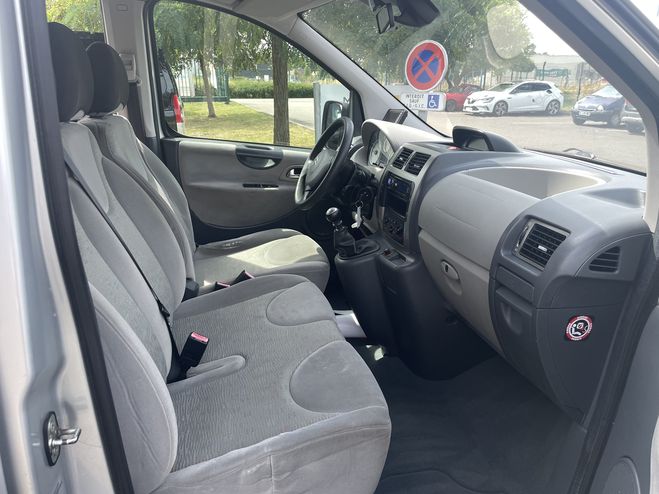 Citroen Jumpy 2.0 HDI140 COMBI ATLANTE L2H1 8/9PL GRIS CLAIR  de 2009