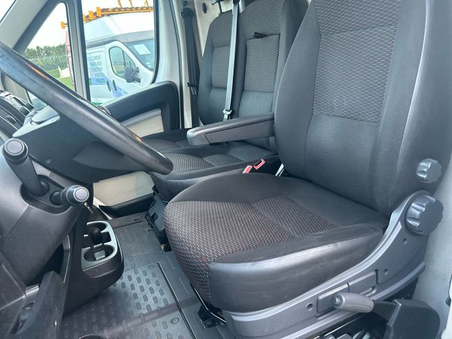 Peugeot Boxer BOXER L1H1 130 PREMIUM PACK Blanc de 2018