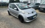 Peugeot 107 1.0e 12V 68ch BLUE LION Trendy CLIM à Pussay (91)