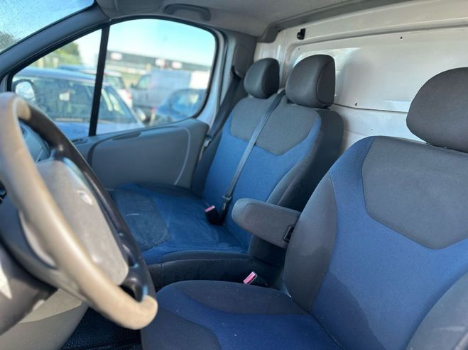 Renault Trafic TRAFIC FGN DCI 90 L2H2  Blanc de 2012