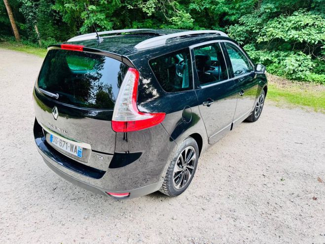 Renault Megane scenic 1.2i - 16V TURBO TCE 130 NOIR de 2014